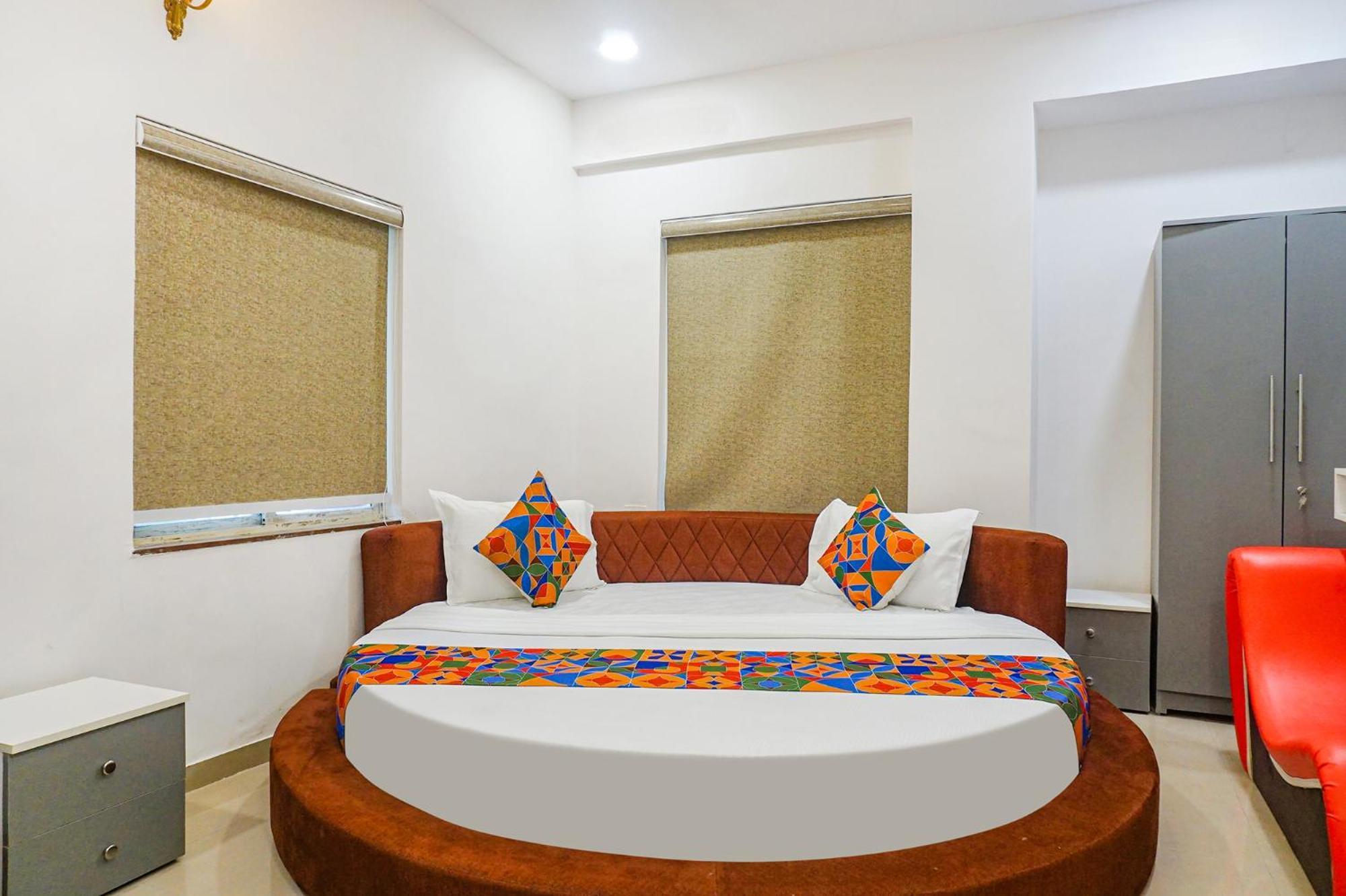 Hotel O The Leela Inn ปูเน่ ภายนอก รูปภาพ