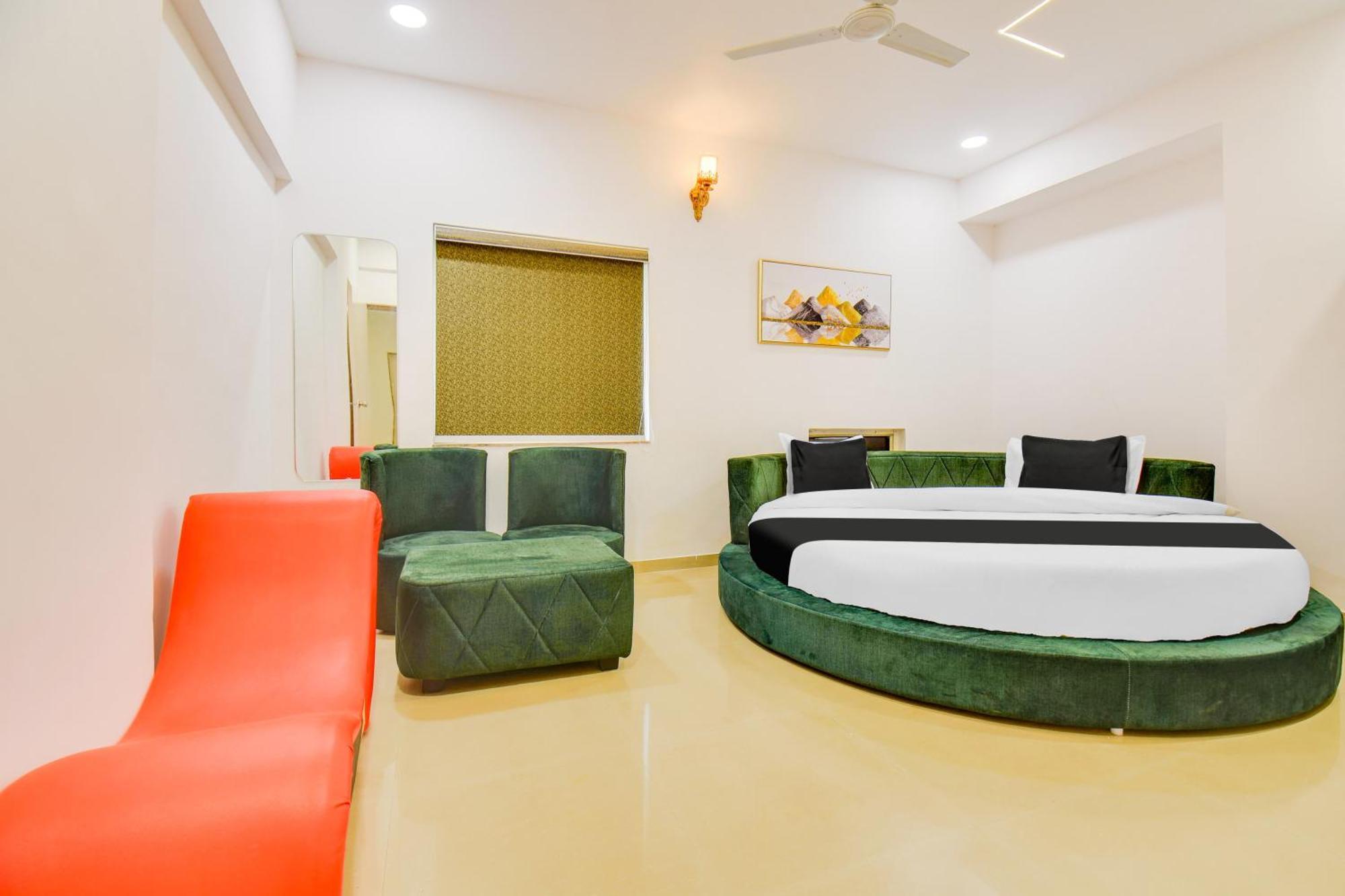 Hotel O The Leela Inn ปูเน่ ภายนอก รูปภาพ